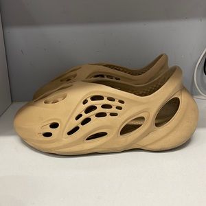 Yeezy Foam Runners - Adidas